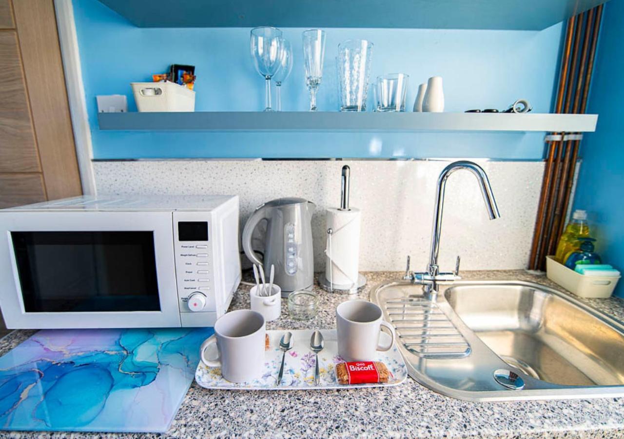 Broadstairs, Bays & Golf - Sleeps 2 Apartment Exterior photo